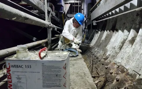 Aplicación de resina Webac para inyección en estructura de hormigón